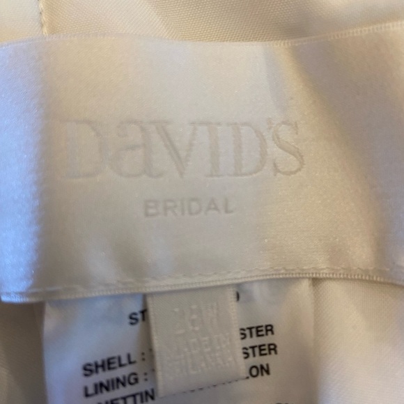 David’s Bridal NWT Soft White Strapless Wedding Gown Women’s Size 26 W Plus - Picture 11 of 15